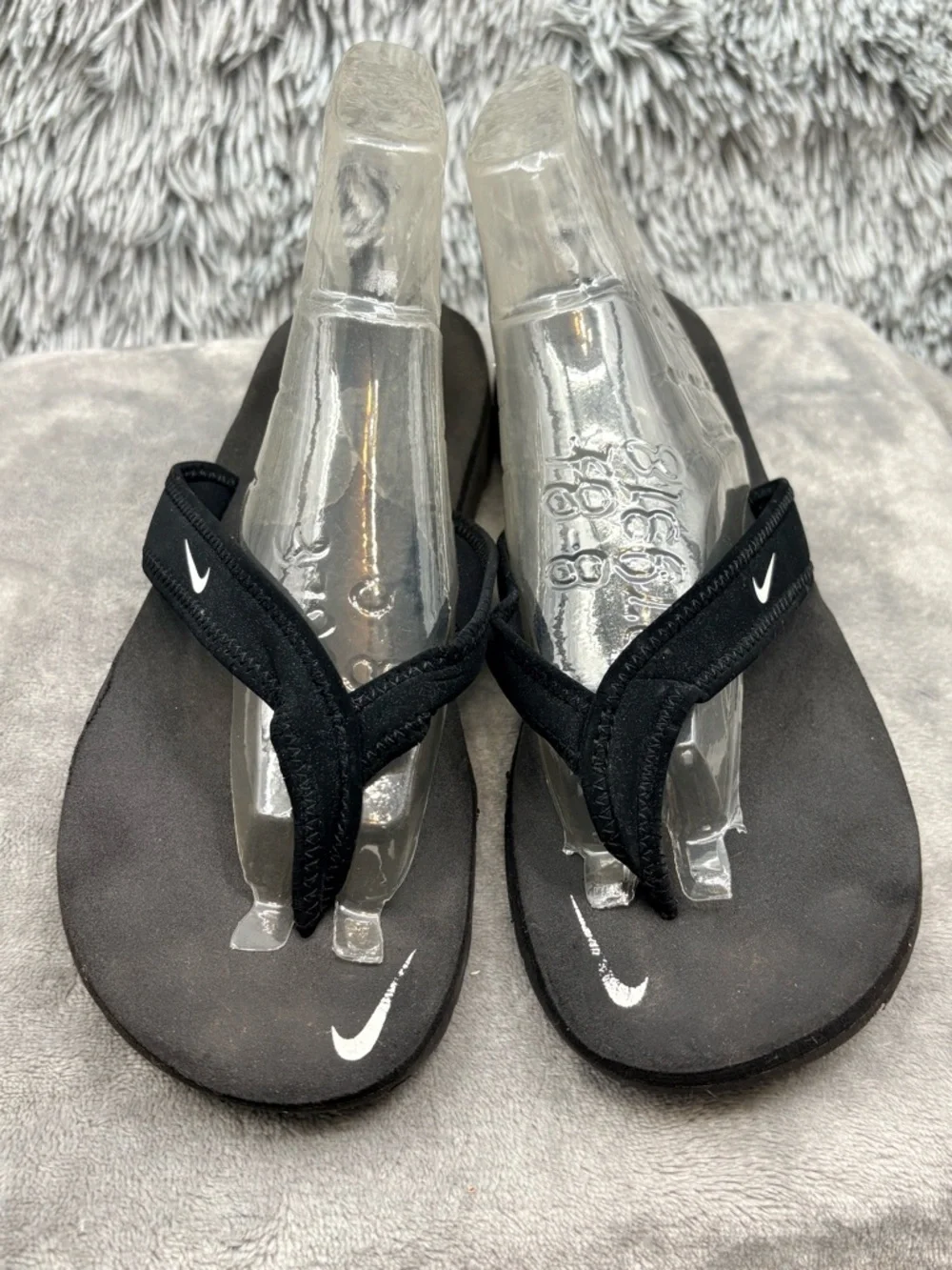 Nike Sandals Womens 9 Celso Girl Thong Flip Flop Black White Casual Beach